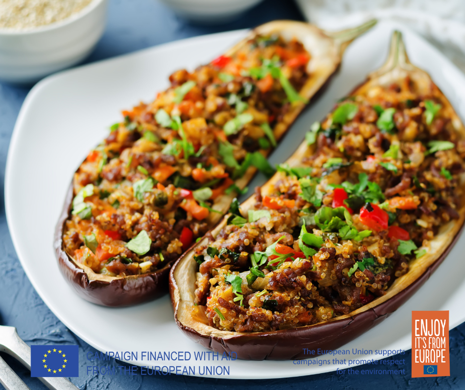 Stuffed eggplants with European Corinthian black raisins 